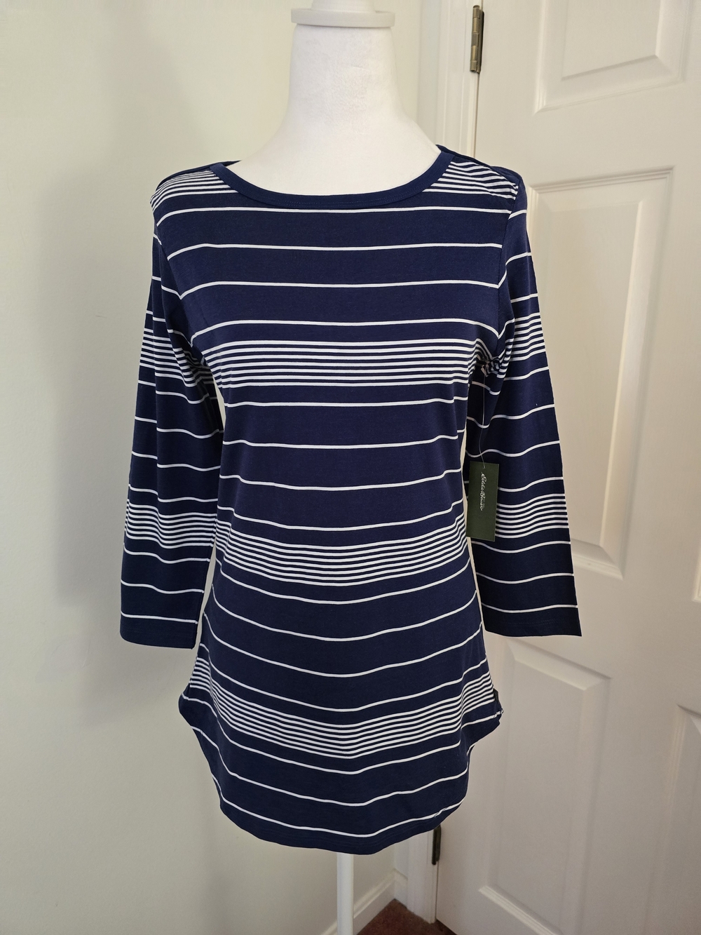 Eddie Bauer Outdoor Blue/White Stripe Boatneck 3/4 Sleeve Long Top Sz. (Sm).